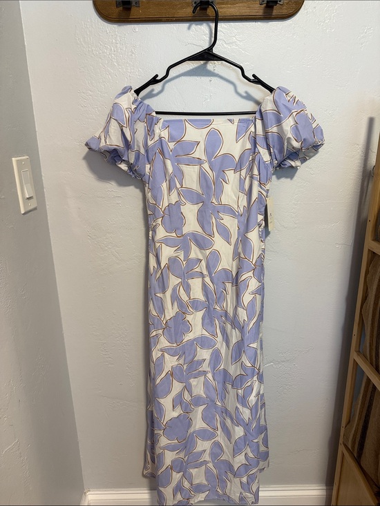 a new day Dresses & Skirts - a new day Lavender and Cream Floral Puff-Sleeve Midi Dress
